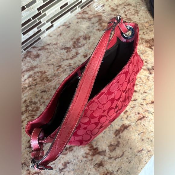 COACH vintage tote bag. - Picture 6 of 8